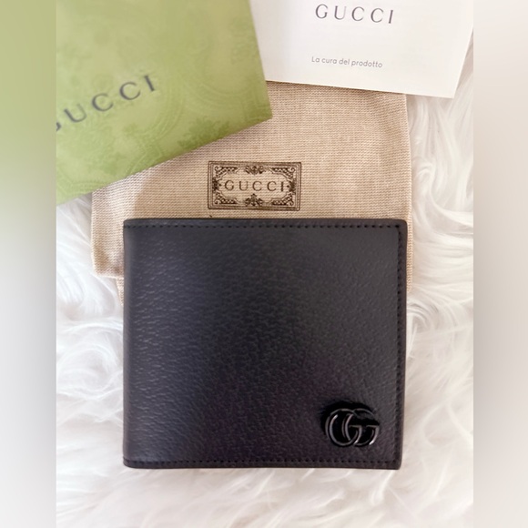 GUCCI GG Marmont leather bi-fold wallet NEW with box dust bag care booklets SOLD - Picture 2 of 16